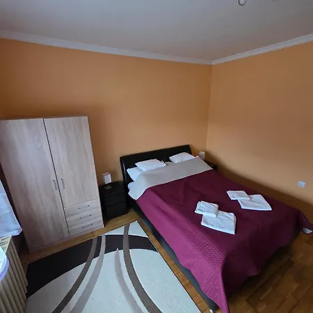 Szofia Vendeghaz Apartment