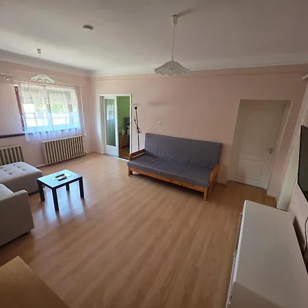 Szofia Vendeghaz Apartment